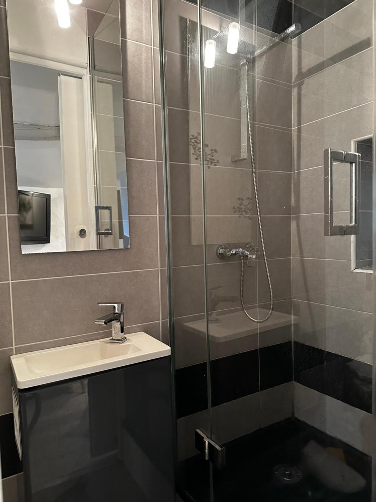 Le Repere Studio Poitiers Extérieur photo